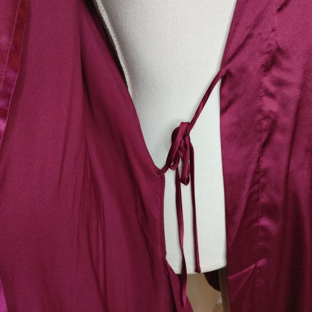 Victoria's Secret Very Sexy Short Satin Kimono Robe, Wine M/L - Picture 9 of 11